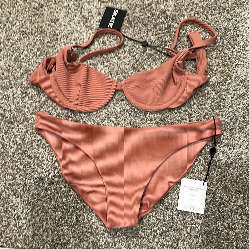 Skatie Pink Bikini Set with Underwire Top and Classic Briefs